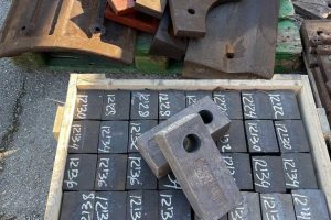 martelli-in-lega-cromo-e-corazze-in-acciaio-al-magnese